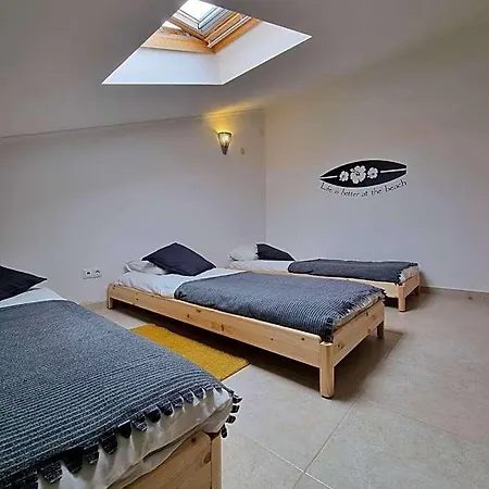 Be Surfhouse *