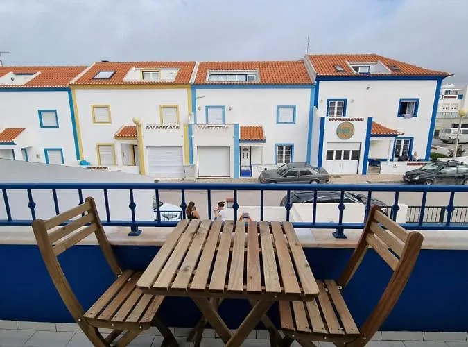 Be Surfhouse Гостевой дом