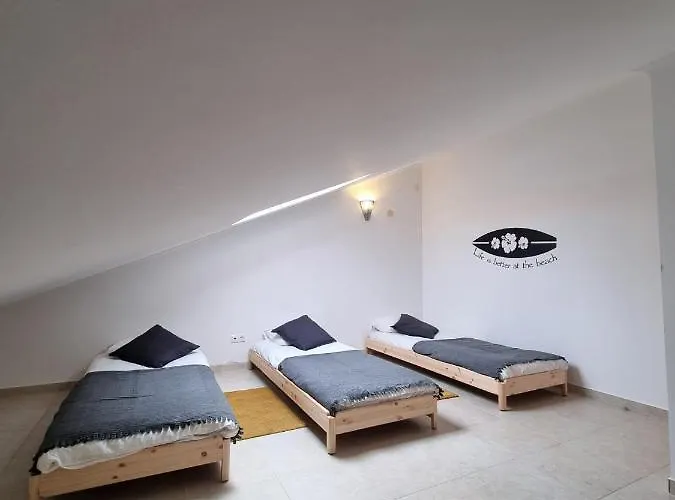 Be Surfhouse * Baleal